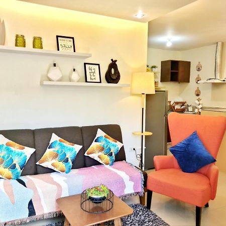 Fully Furnished Apartment With Netflix And Wifi Batangas Buitenkant foto