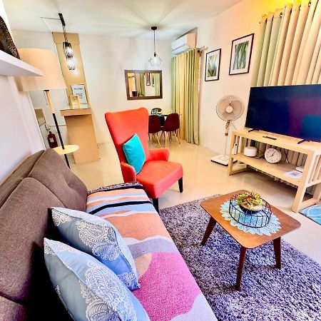 Fully Furnished Apartment With Netflix And Wifi Batangas Buitenkant foto