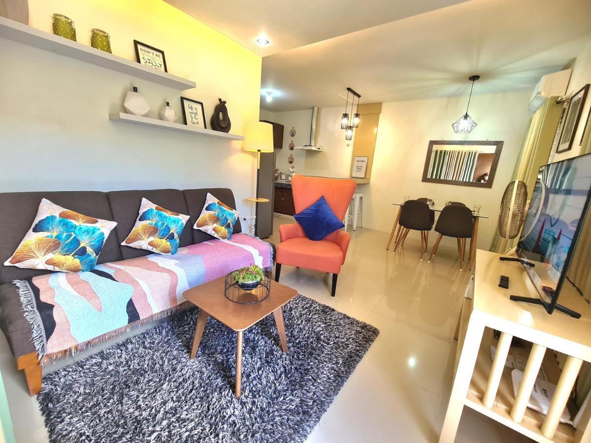 Fully Furnished Apartment With Netflix And Wifi Batangas Buitenkant foto
