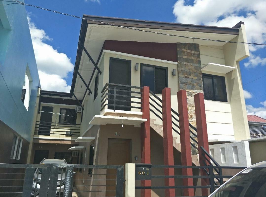 Fully Furnished Apartment With Netflix And Wifi Batangas Buitenkant foto